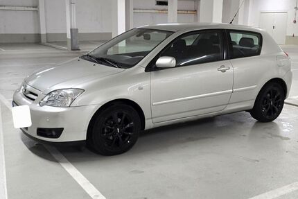 Toyota Corolla 72.000 km 6.800 &euro; München 80939
