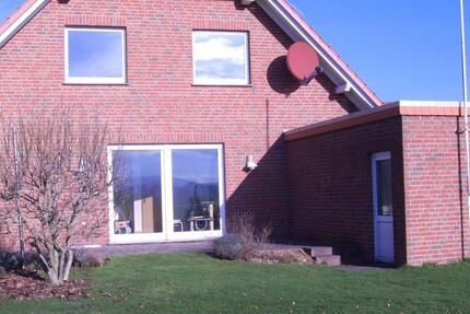 Doppelhaushälfte mit EBK, Terrasse Garage und Garten in Hille 4 zimmer