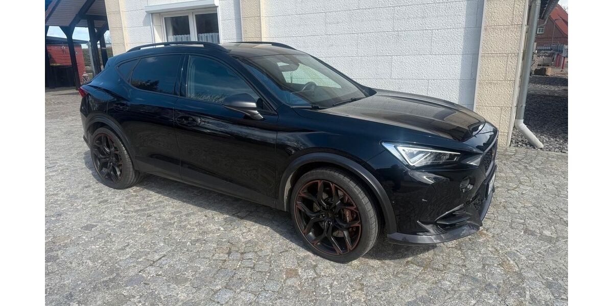 Cupra Formentor 18.039 km 37.000 &euro; Kossebade 19374
