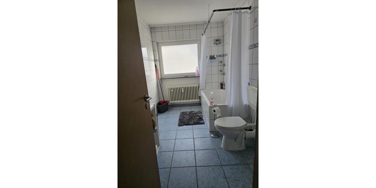Dachgeschoßwohnung Baumholder - 3 Zimmer, 96 m&sup2;, 700&euro; | Angebot:25379185