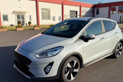 Ford Fiesta 94.000 km 11.800 &euro; Velten 16727