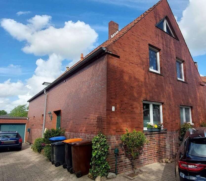 Haus zum Kaufen in Varel 310.000 € 177.19 m²
