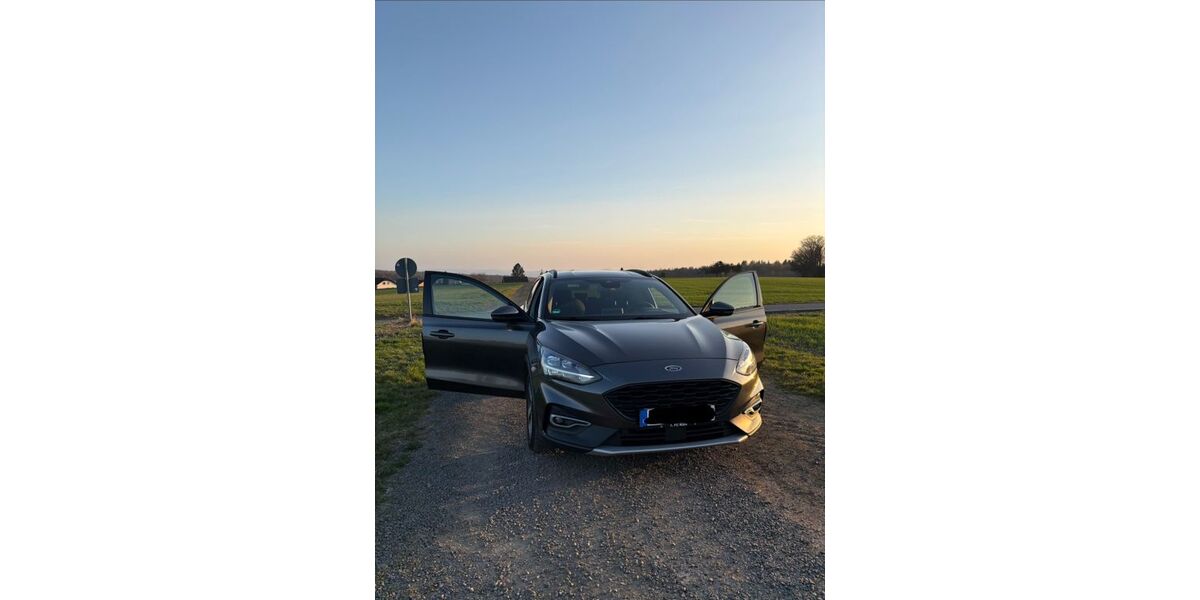 Ford Focus 107.000 km 16.490 &euro; Hardert 56579