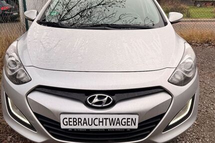 Hyundai i30 89.000 km 7.950 &euro; Adersheim 38304
