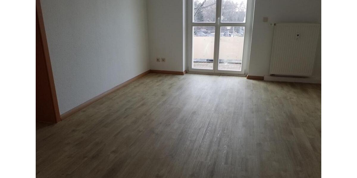 Erdgeschoßwohnung Lauta - 1 Zimmer, 36 m&sup2;, 250&euro; | Angebot:25367885