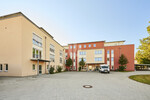 WINDISCH - Bezugsfreie, moderne 2-Zi.-Wohnung mit EBK in der Seniorenresidenz Emmering ab 60 Jahren! - Etagenwohnung Emmering | Angebot:26764532
