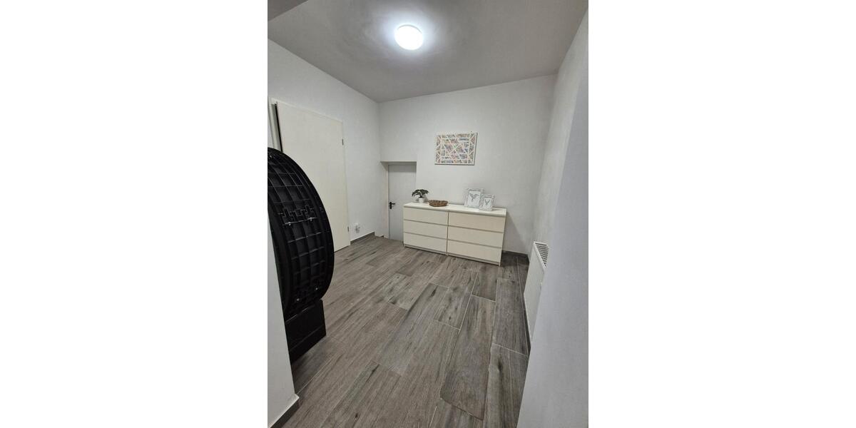 Etagenwohnung Overath - 2.5 Zimmer, 85 m&sup2;, 765&euro; | Angebot:26659119