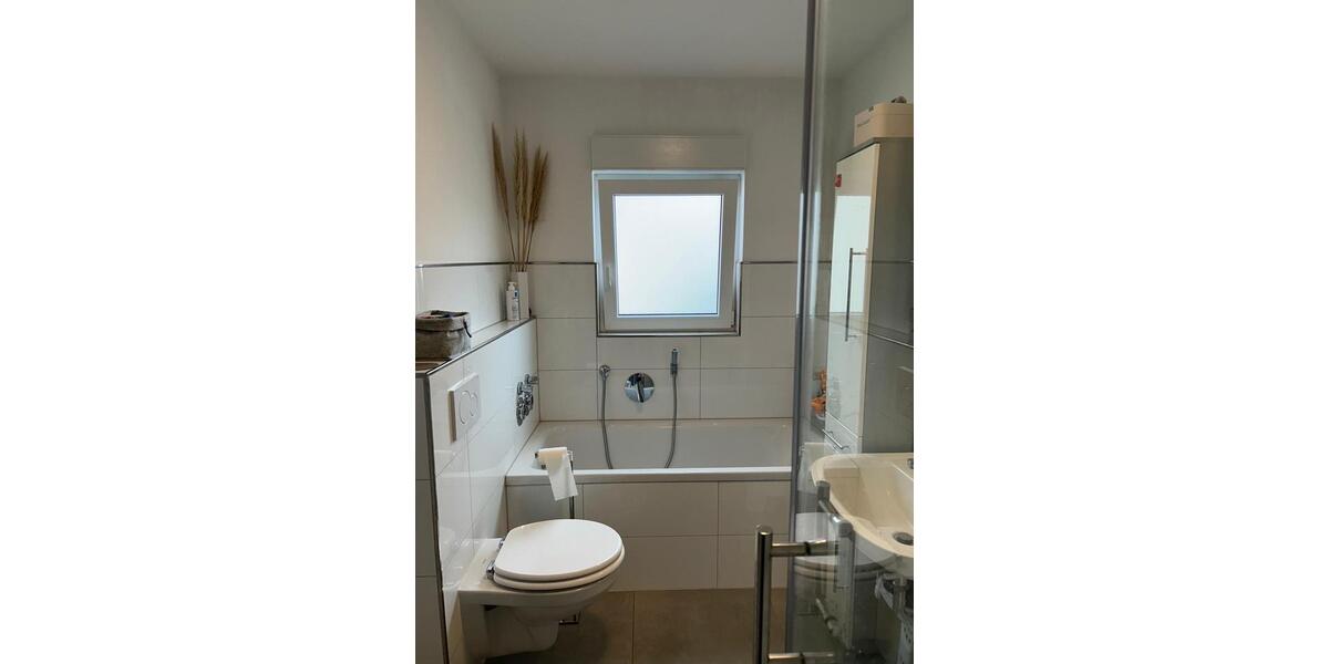 Etagenwohnung Schwetzingen - 4 Zimmer, 104 m&sup2;, 1.350&euro; | Angebot:25338561