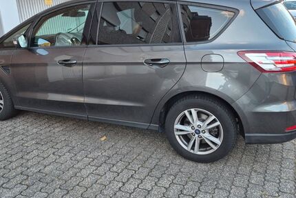 Ford S-Max 327.000 km 7.100 &euro; Troisdorf 53840