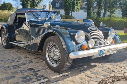 Morgan Plus 8