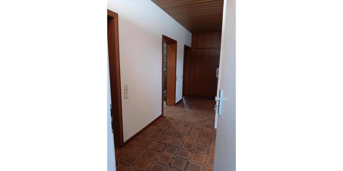 Mehrfamilienhaus, Wohnhaus Bickenbach - 3 Zimmer, 106 m&sup2;, 1.400&euro; | Angebot:25876517