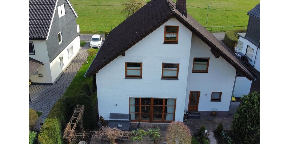 Einfamilienhaus Lennestadt - 6 Zimmer, 135 m&sup2;, 405.000&euro; | Angebot:26124504