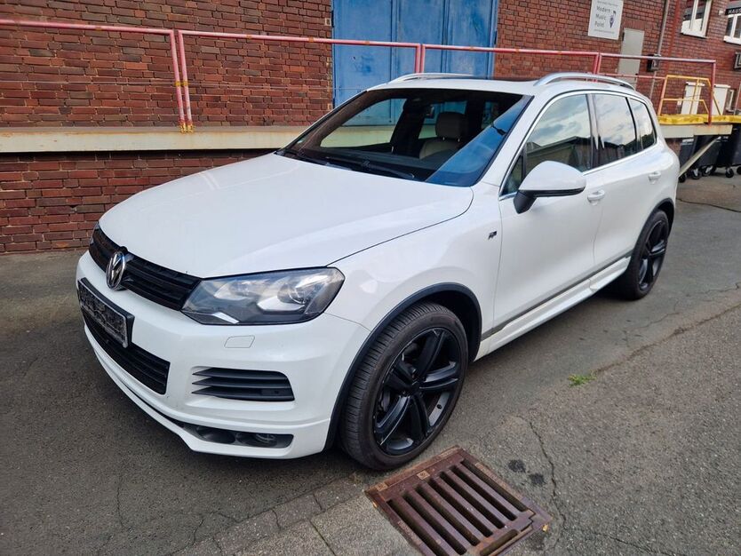 VW Touareg 242.948 km 16.299 € Sinn 35764