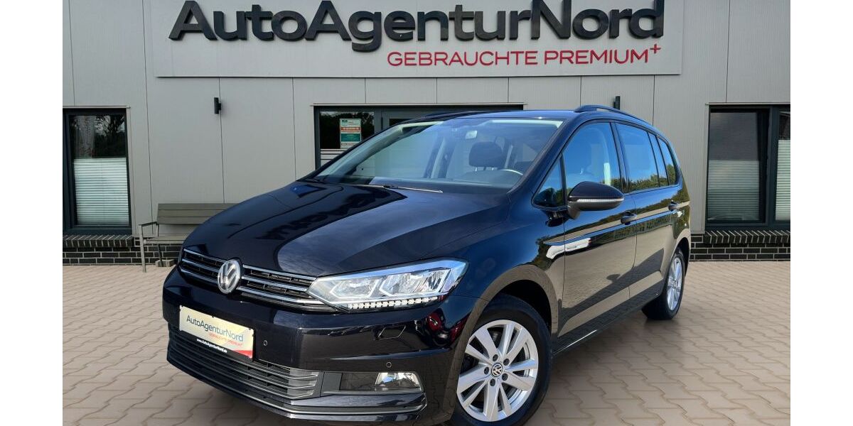 VW Touran 99.641 km 22.850 &euro; Großenkneten 26197