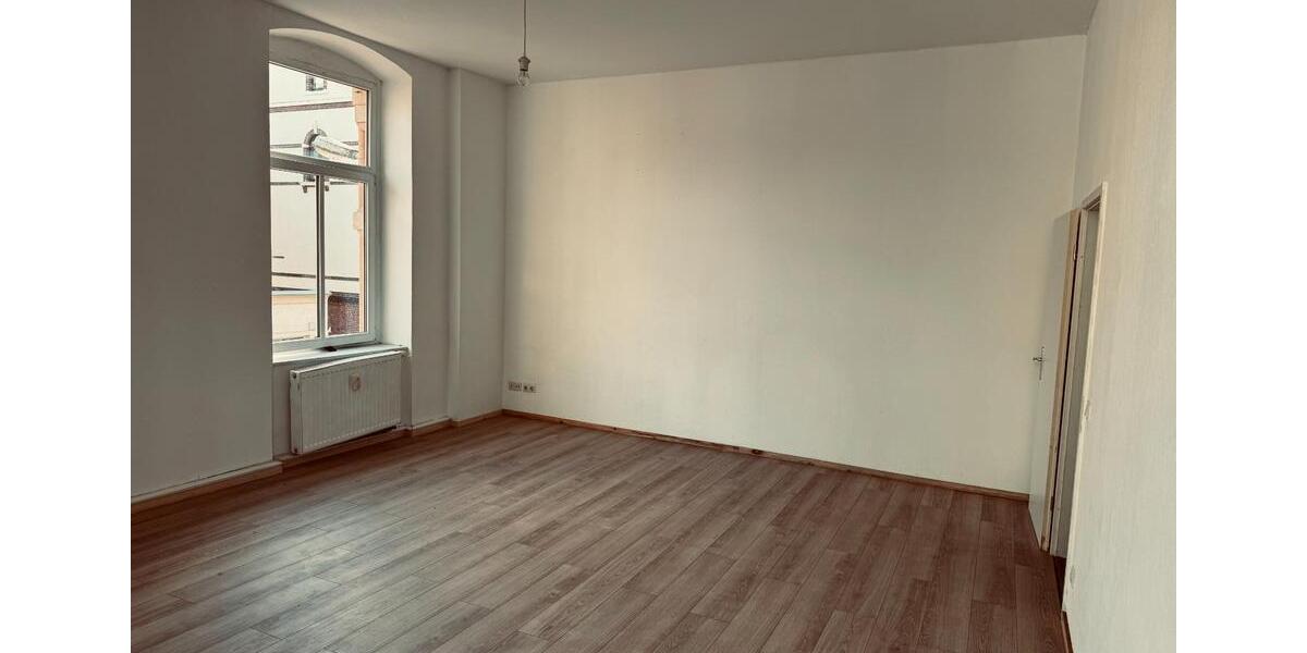 Etagenwohnung Döbeln - 8 Zimmer, 195 m&sup2;, 1.131&euro; | Angebot:25057611