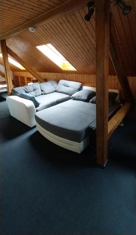 Dachgeschosswohnung zimmer
