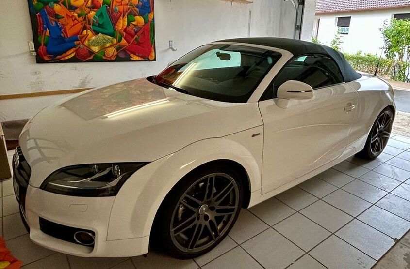 TT