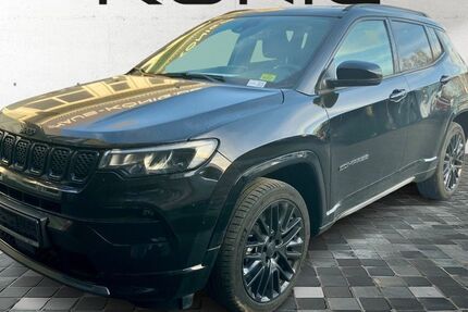 Jeep Compass 27.105 km 25.996 &euro; Suhl 98528