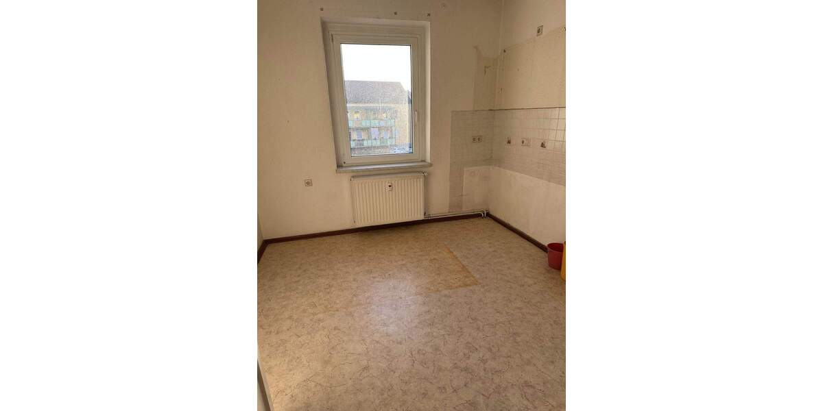 Etagenwohnung Bitterfeld-Wolfen Bitterfeld - 3 Zimmer, 65 m&sup2;, 50.000&euro; | Angebot:25706267
