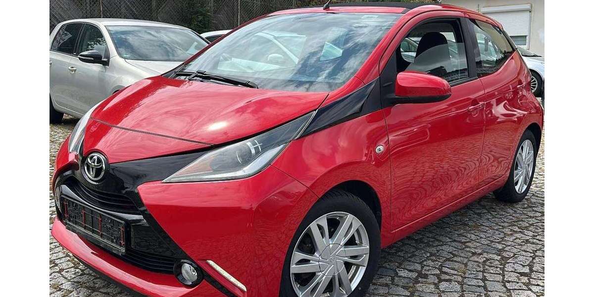 Toyota Aygo 80.000 km 9.450 &euro; Gerolzhofen 97447