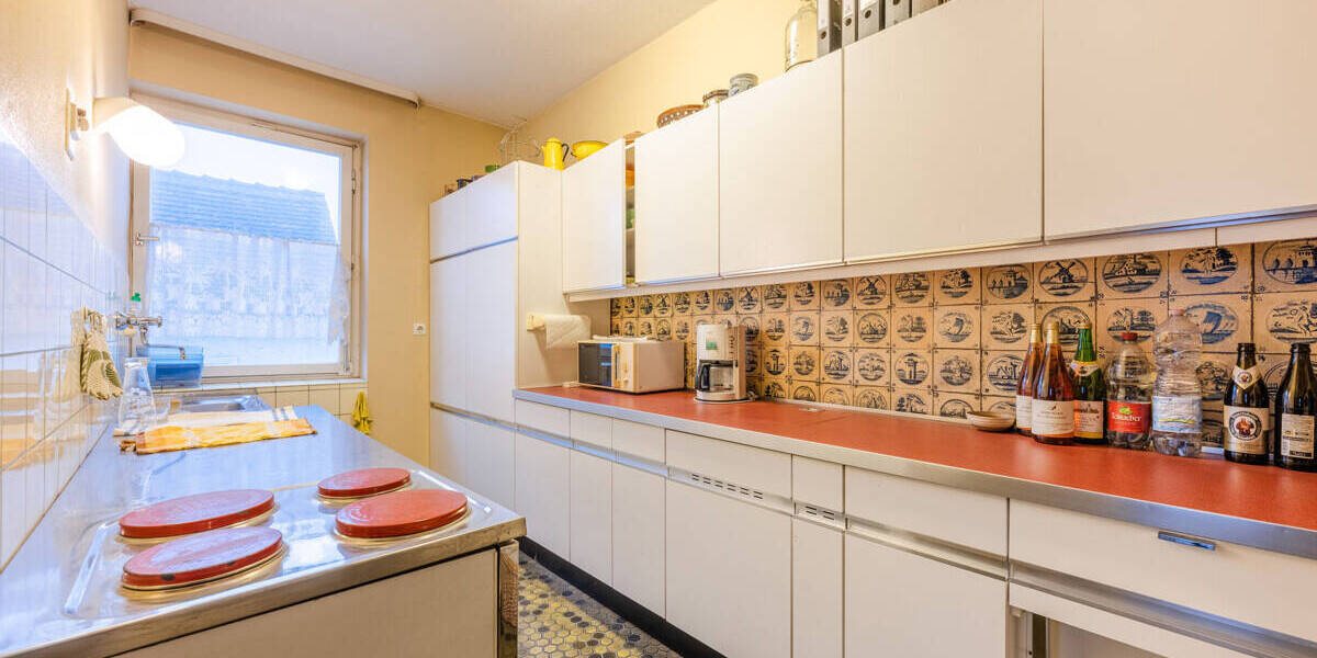 Mehrfamilienhaus, Wohnhaus Singen - 7 Zimmer, 188 m&sup2;, 375.000&euro; | Angebot:26345436