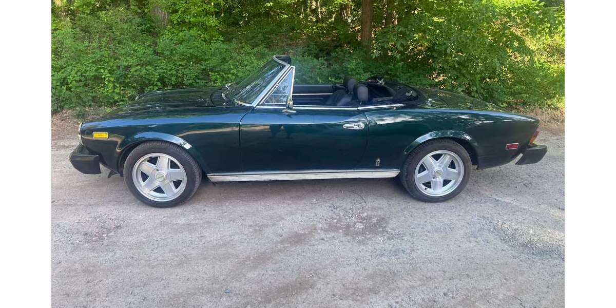 Fiat 124 Spider 59.000 km 9.900 &euro; Schönwalde-Glien 14621
