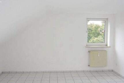 Gepflegte 1-Zimmer Dachgeschoss Appartement mit Küche in Augsburg Oberhausen 1 zimmer