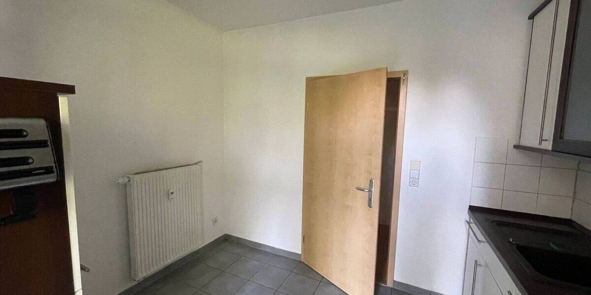 Zimmer Chemnitz Lutherviertel - 3 Zimmer, 63 m&sup2;, 362&euro; | Angebot:25899136