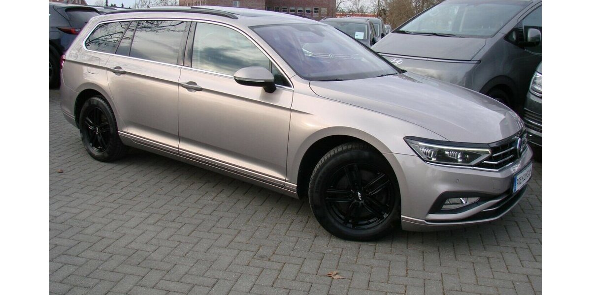VW Passat 2.0TDi Business Panorama ACC IQ.Light 141.589 km 17.480 &euro; Falkensee 14612