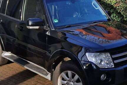 Mitsubishi Pajero 288.000 km 12.600 &euro; Kleinmachnow 14532