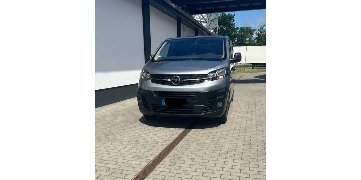Opel Vivaro 47.000 km 17.990 &euro; Falkensee 14621