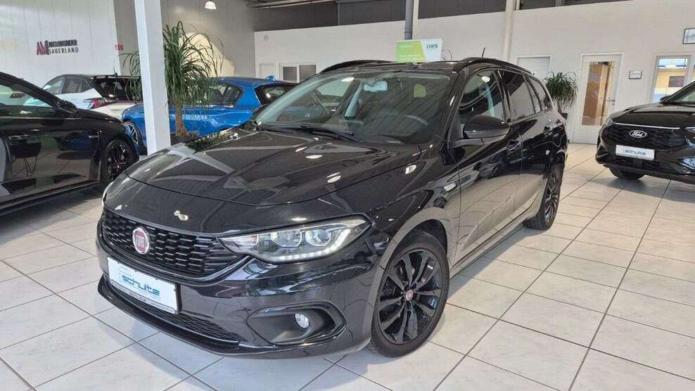 Fiat Tipo 111.590 km 9.990 € Arnsberg 59759