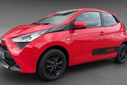 Toyota Aygo (X) 34.448 km 9.995 &euro; Hochstetten-Dhaun 55606