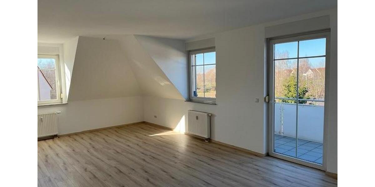 Dachgeschoßwohnung Leipzig Ost - 2 Zimmer, 76 m&sup2;, 685&euro; | Angebot:25432945