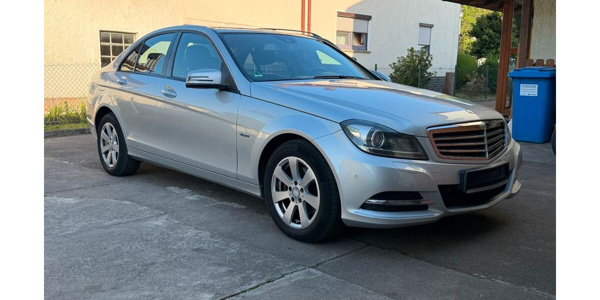 Mercedes-Benz C 250 178.000 km 9.800 &euro; Günzburg 89312