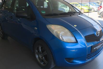 Toyota Yaris 162.437 km 2.980 &euro; Neufahrn 85375