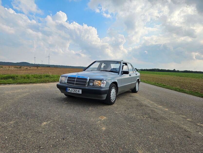 Mercedes-Benz 190 86.500 km 10.500 € Bedburg 50181