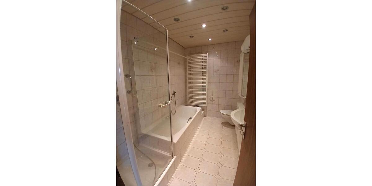 Etagenwohnung Würzburg Dürrbachau - 4 Zimmer, 89 m&sup2;, 980&euro; | Angebot:26699690