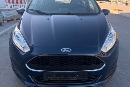 Ford Fiesta 97.000 km 5.399 &euro; Stuttgart 70376