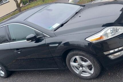 Ford Mondeo 144.000 km 8.600 &euro; Köln 50677