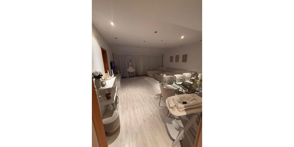 Etagenwohnung Espenau - 3 Zimmer, 105 m&sup2;, 1.300&euro; | Angebot:26396340