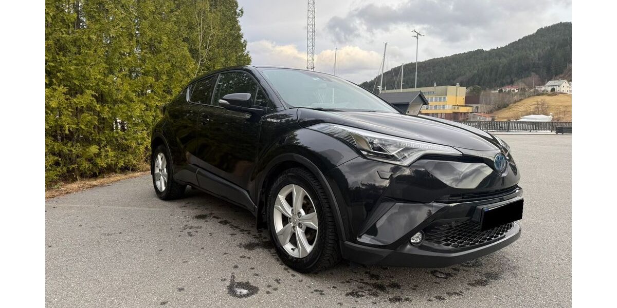 Toyota C-HR 100.500 km 14.700 &euro; Augsburg 86154