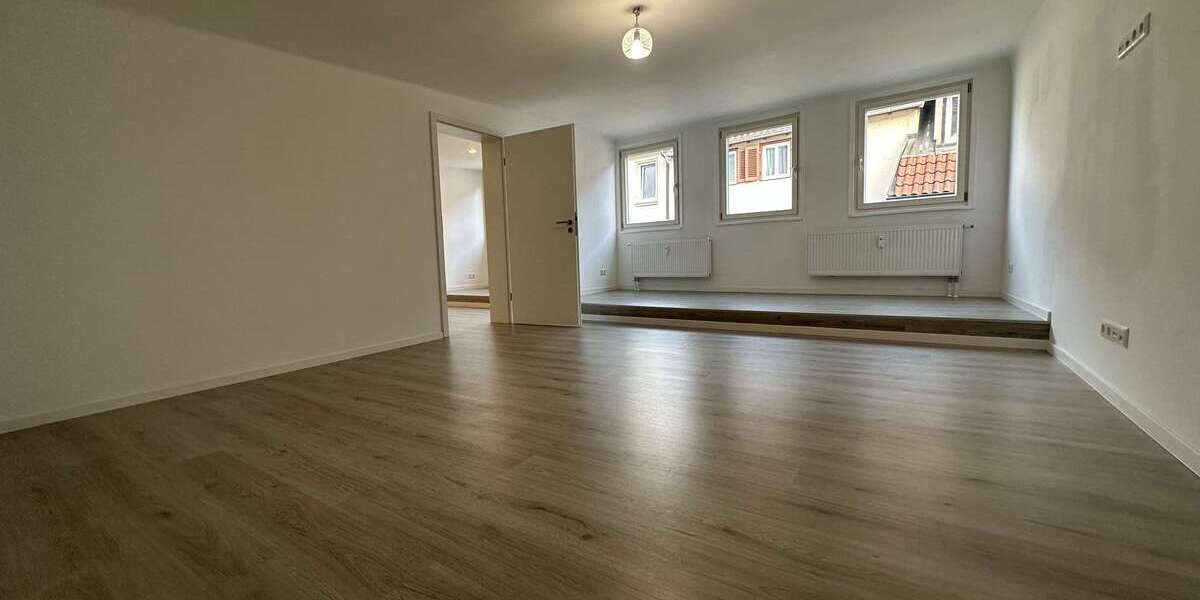 Etagenwohnung Esslingen - 3 Zimmer, 76 m&sup2;, 950&euro; | Angebot:27015887