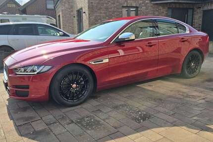 Jaguar XE 48.990 km 17.900 € Straelen 47638