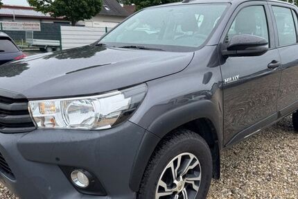 Toyota Hilux 220.000 km 19.500 &euro; Königsbrunn bei Augsburg 86343