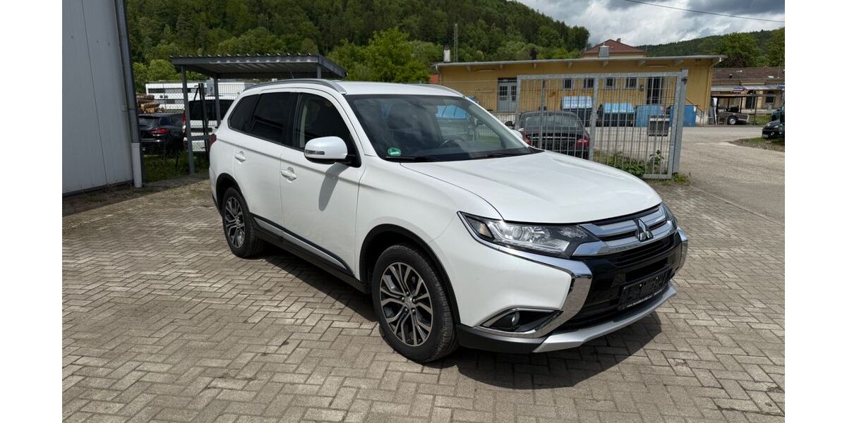 Mitsubishi Outlander 178.500 km 10.200 &euro; Immendingen 78194