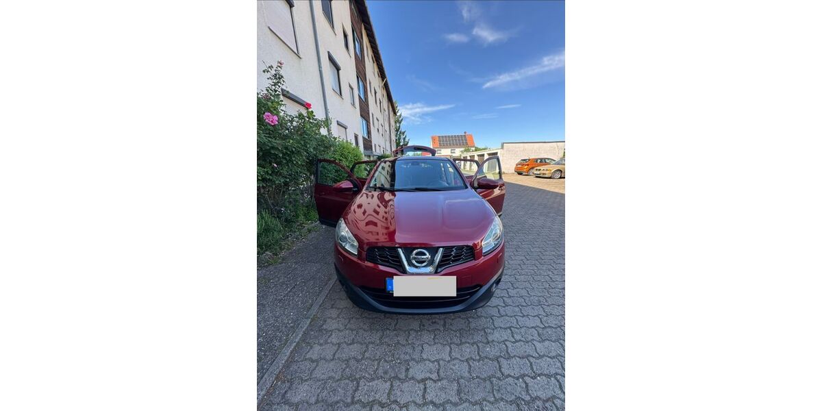 Nissan Qashqai 134.272 km 7.500 &euro; Oberasbach 90522
