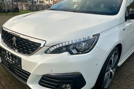 Peugeot 308 148.000 km 11.999 &euro; würselen 52146