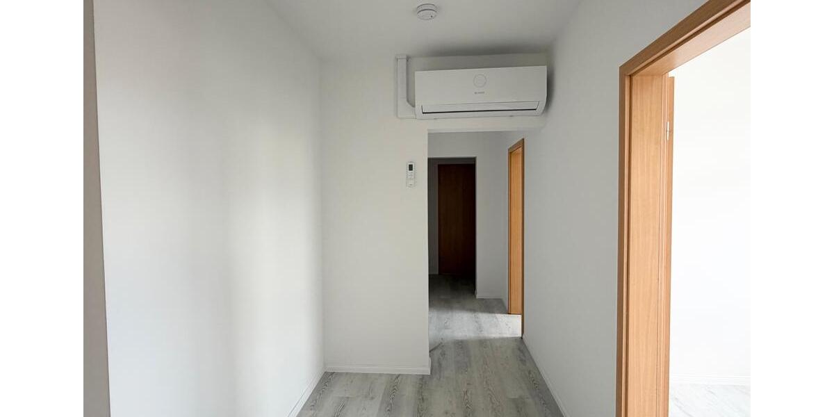 Etagenwohnung Spremberg - 2.5 Zimmer, 65 m&sup2;, 520&euro; | Angebot:25714086