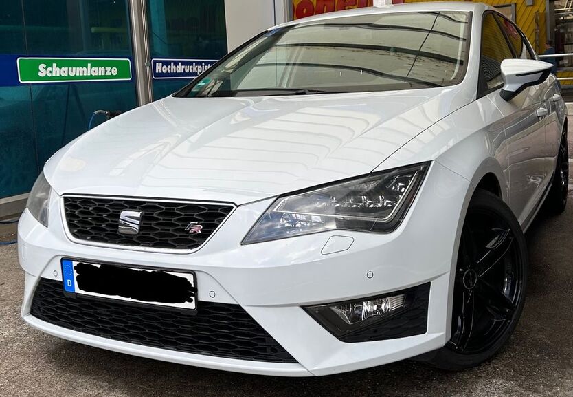 Seat Leon 95.000 km 12.900 € Ulm 89075